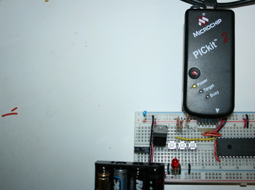 Connecting the PICKIT2 to the protoboard