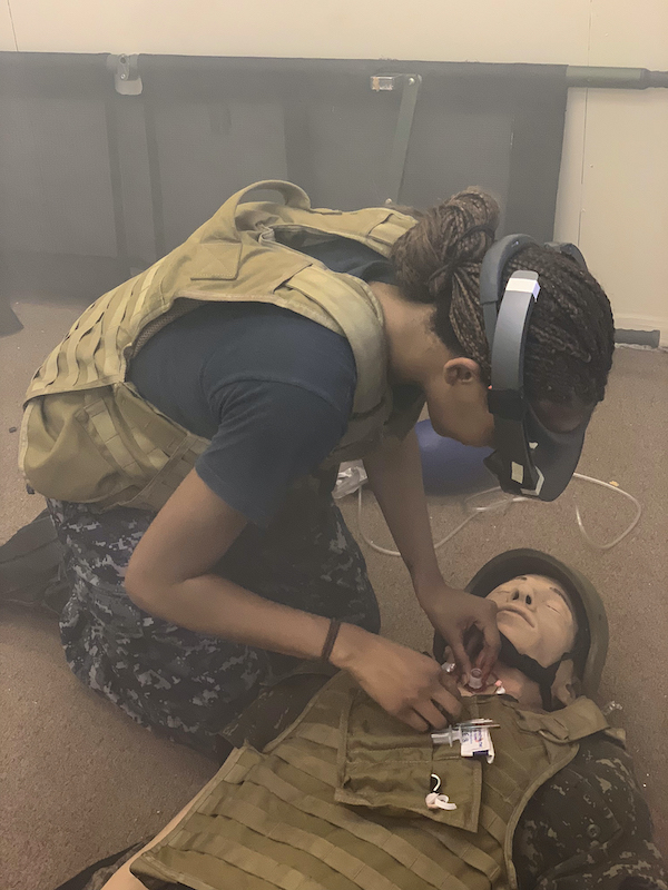 Battlefield surgery simulation using augmented reality