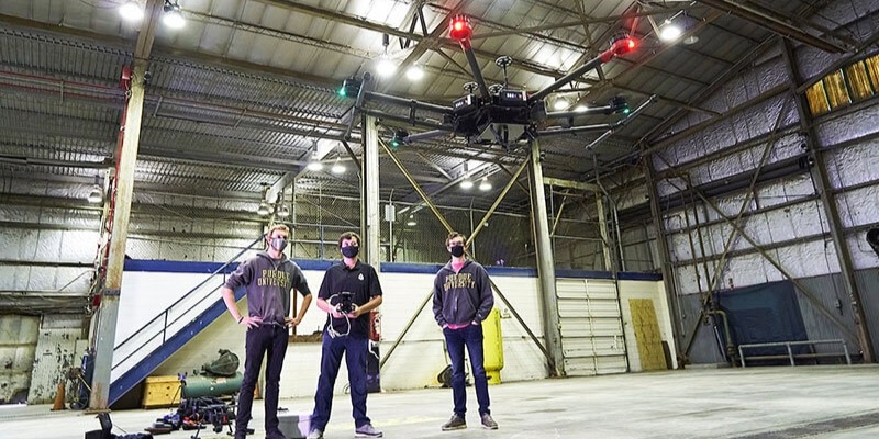 Students test drones in 2021 in the Purdue UAS Research and Test Facility, the largest indoor motion-capture facility in the world. (Purdue University/Vincent Walter)
